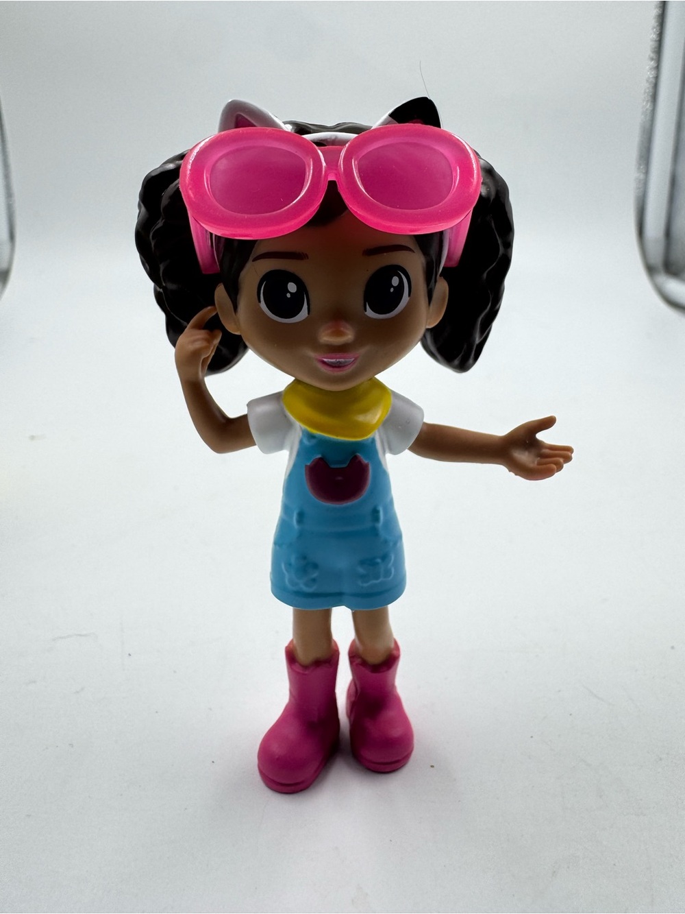 3.5” GABBY's Dollhouse Gabby's Flower-rific Gardner Figure With Glasses Netflix